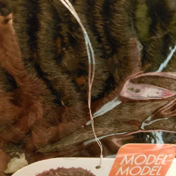 Hair extensions - Picture 3 of 4